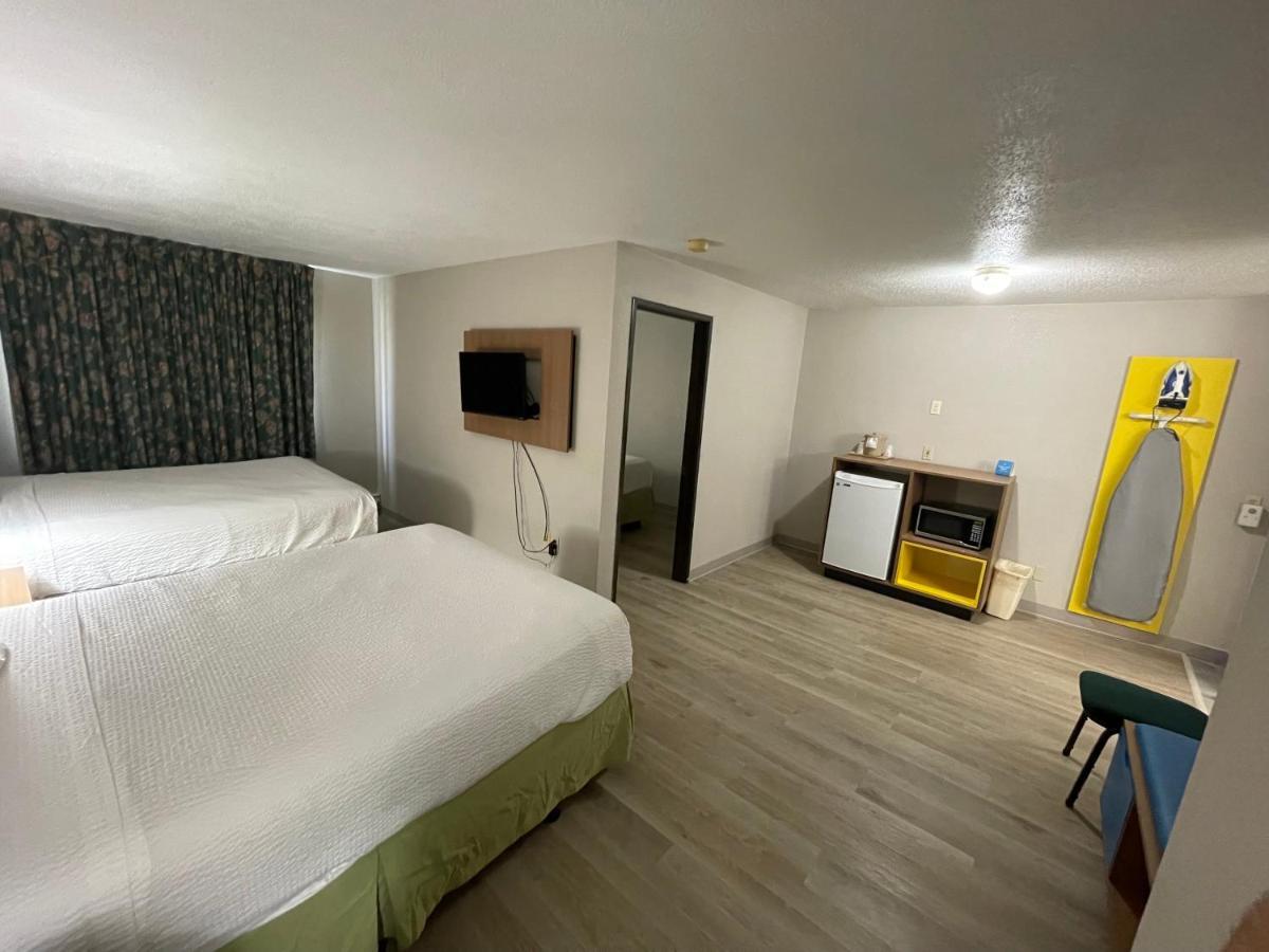 Days Inn By Wyndham Alpena Eksteriør bilde