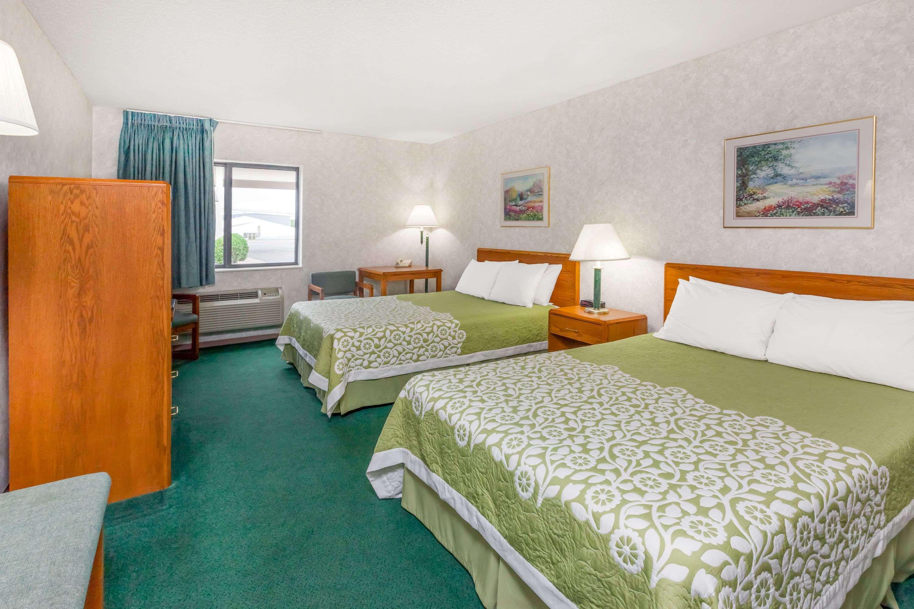 Days Inn By Wyndham Alpena Eksteriør bilde